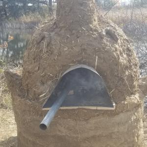 Emily's Earthen Cob Oven